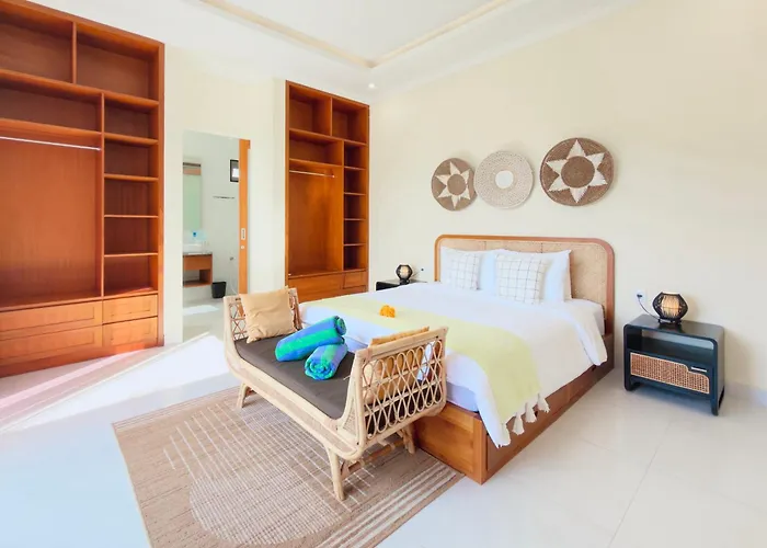 Casa De Lucia Bali - 3 Bedroom Private Pool With Rooftop Jacuzzi * Seminyak (Bali)