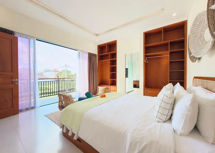 Casa De Lucia Bali - 3 Bedroom Private Pool With Rooftop Jacuzzi * Seminyak (Bali)