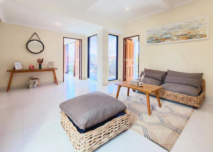Villa Casa De Lucia Bali - 3 Bedroom Private Pool With Rooftop Jacuzzi *